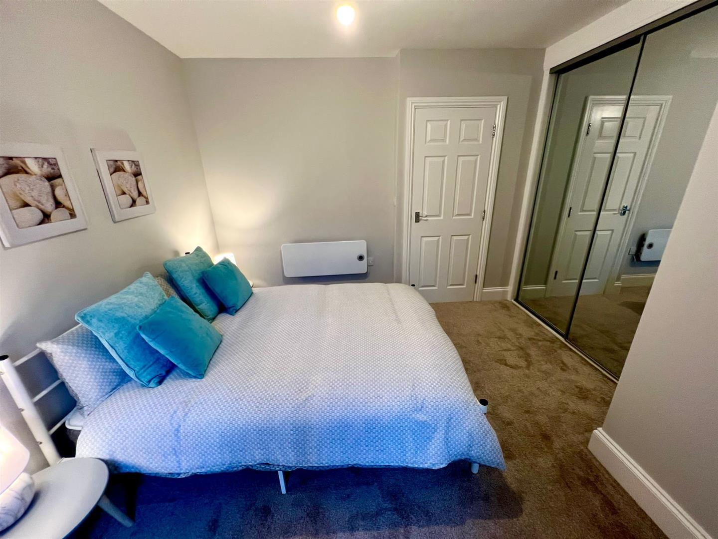 2 Bedroom Apartment To Rent image 7